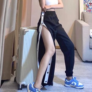 In winter, pants that are fixed with velvet -shaped stent nursing trousers fracture after leg fracture surgery
