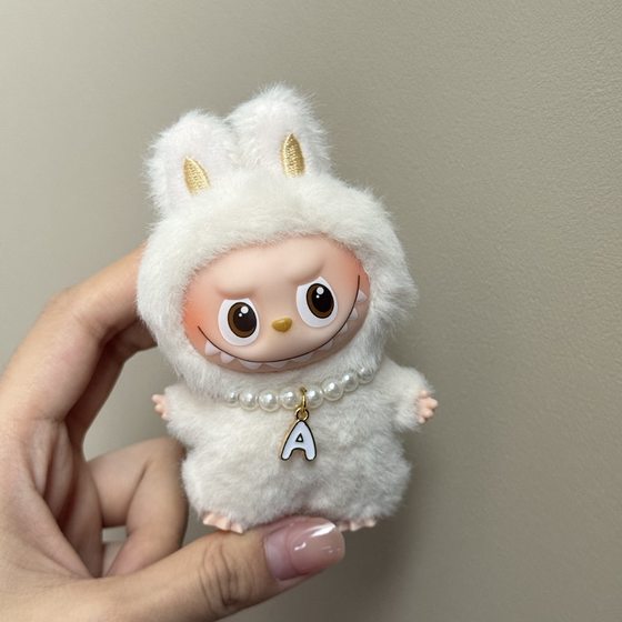 Labubu4.0 heart password 26 letters handmade baby pearl necklace mini fourth generation Labubu accessories