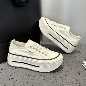 
European station spring and summer white shoes for women 2026 new versatile canvas shoes thick-soled platform shoes with heightening lightweight casual sneakers