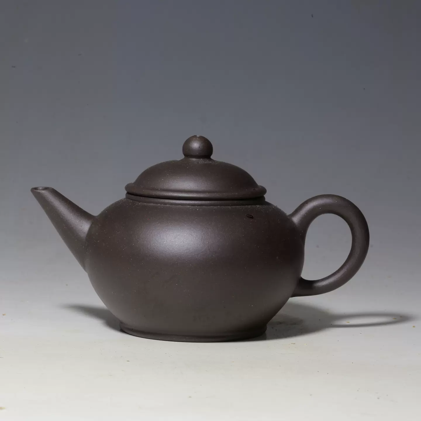 宜兴一厂孟臣小品八杯水平壶黑铁砂80年代早期