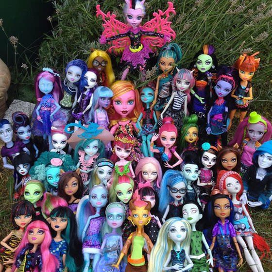 
Genuine Elf High School Monster High School Monster High Fish Girl Ke Niang Blood Girl Kiki Wolf Sister Doll Toy