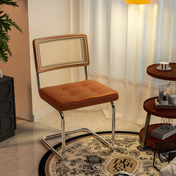 [Light luxury style] Bow-shaped medieval high-end dining chair