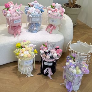 New Chinese Valentine's Day doll bouquet creative cute doll bouquet to send birthday gifts to girls' best friend