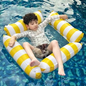 
Swimming ring floating bed children's inflatable floating row lounge chair on water floating artifact baby sits on the circle and plays with water floating mats by the sea