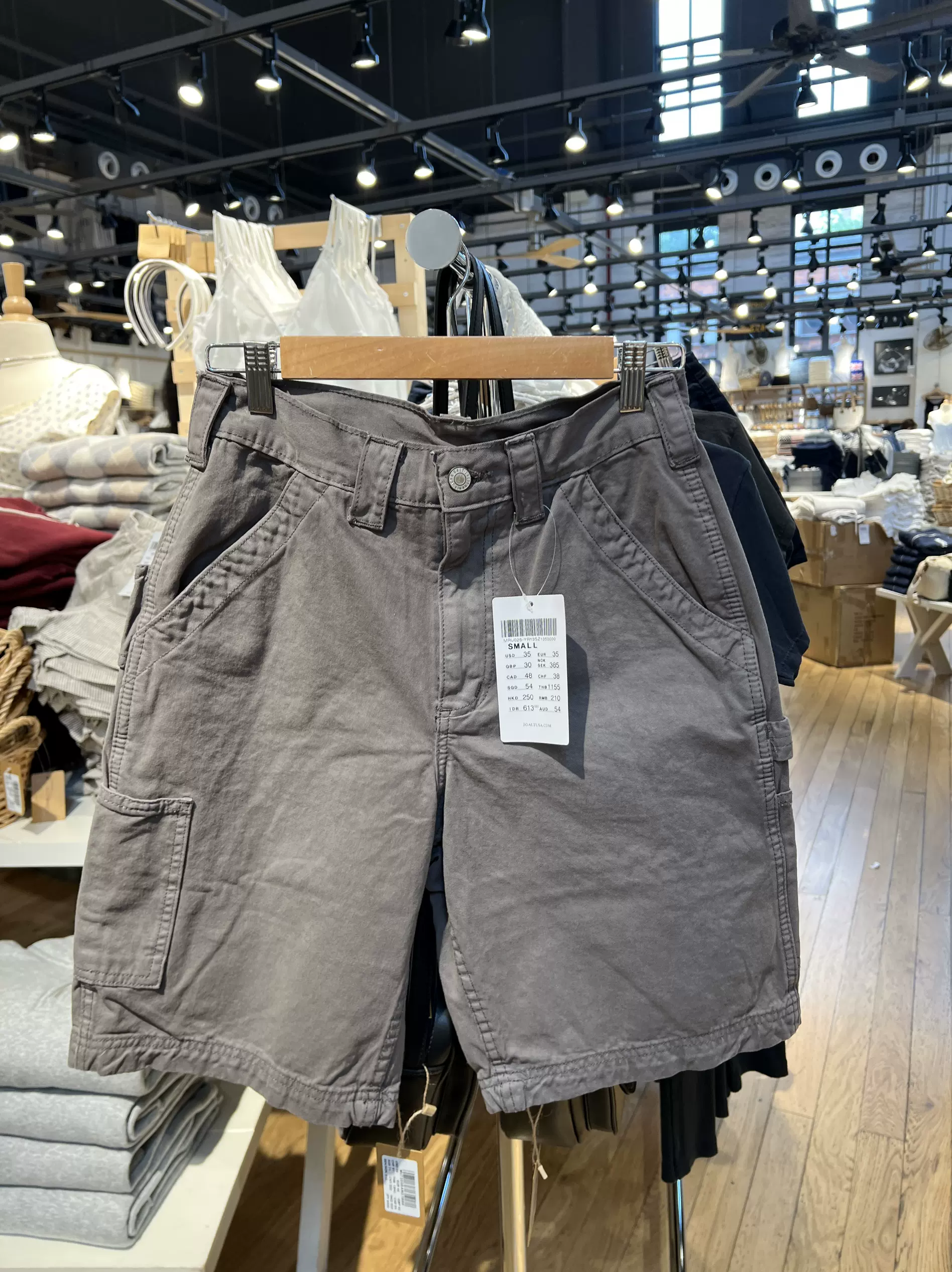 BrandyMelville灰色工装直筒五分裤短裤正品国内代购