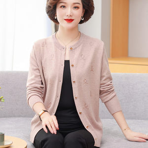 
2025 Early Autumn Mother's Knitted Sweater Jacket Women's Short Style Top Middle-aged and Elderly Thin Age-reducing Cardigan