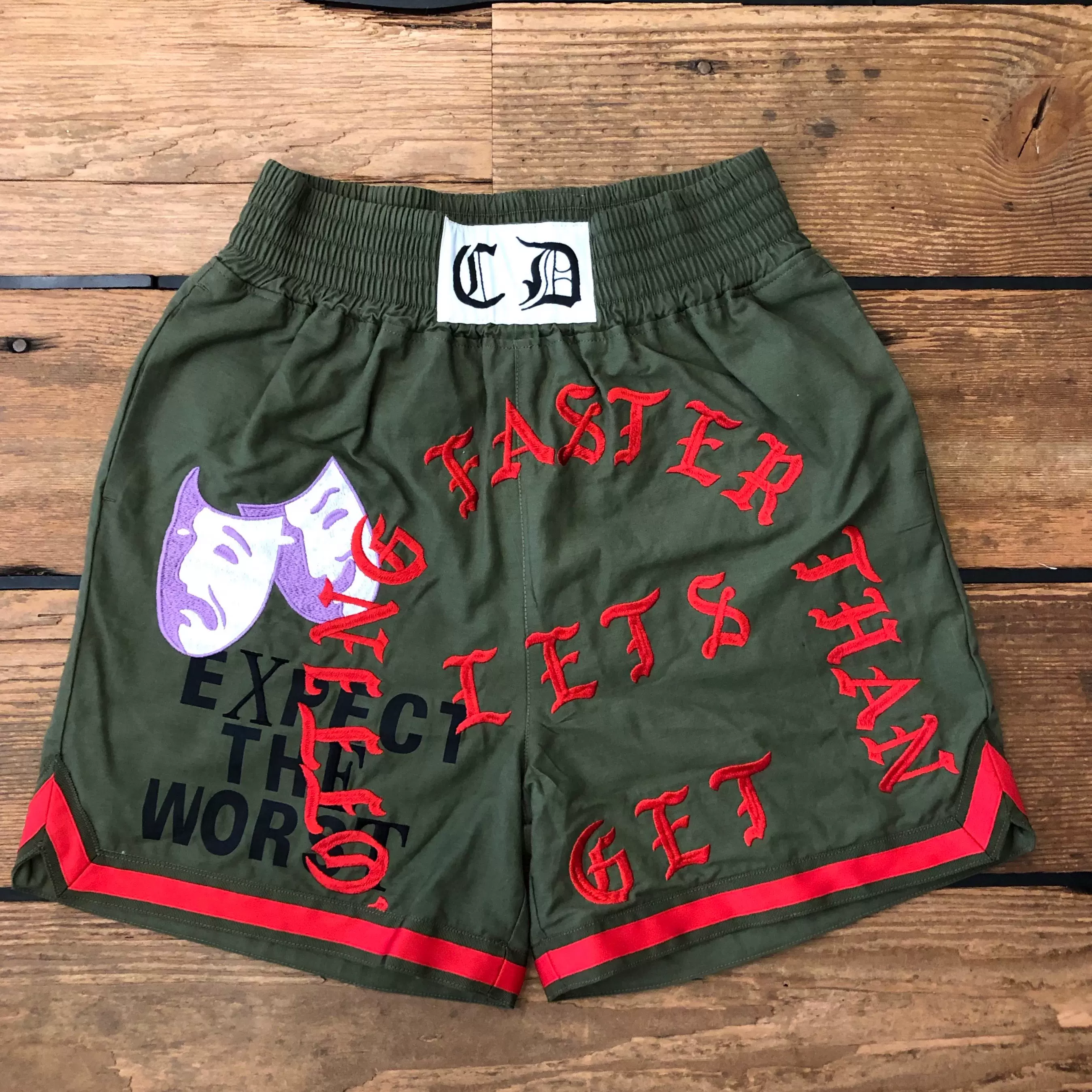 Readymade Boxing Shorts 藝術家聯名款拳擊軍布刺繡短褲-Taobao