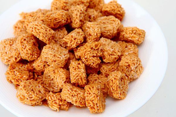 除了牛轧糖,你还吃过台湾的哪些零食(图9) 除了牛轧糖,你还吃过台湾的哪些零食(图9)