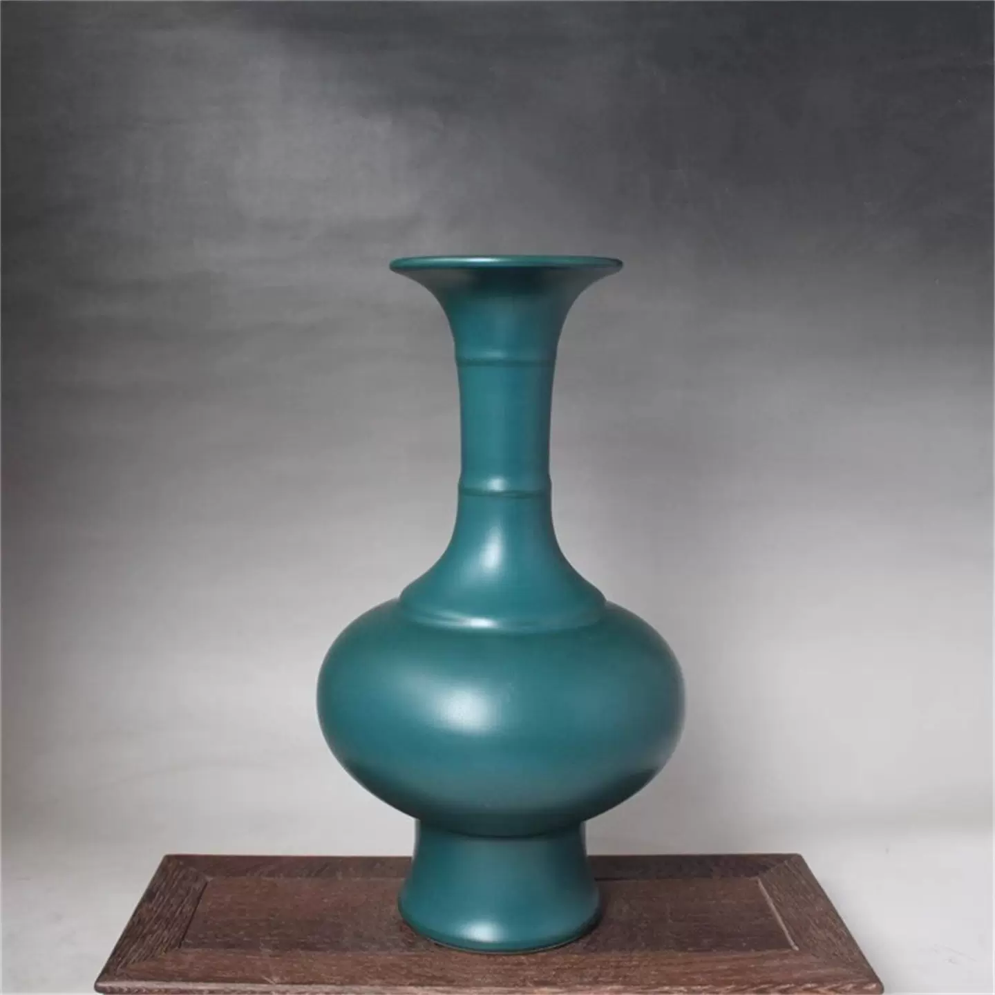 中国古美術 清雍正款 孔雀青釉 暗刻 花瓶 広口壺 古陶磁 骨董品 唐物 古玩 中国古美術 清雍正款 孔雀青釉 暗刻 花瓶 広口壺 古陶磁 骨董品 唐物