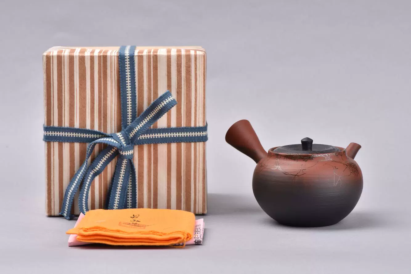 茶道具 常滑焼 小西洋平作 真焼 香合 共布共箱 C R6322 茶道具 常滑