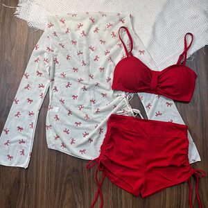 
New swimsuit women's three-piece Korean ins pure sun protection shirt small breasts spread belly to make you look slim