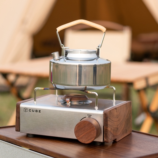 Gas One Tragbarer Campingkocher Aus Edelstahl | 7.650 BTU, Mit Piezo-Zündung | Inkl. Tragetasche