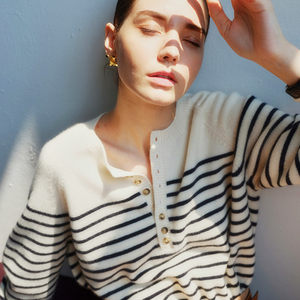 
French 2025 new autumn and winter cardigan for women thin loose round neck knitted striped top base sweater