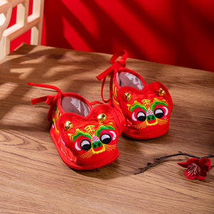
Baby boy and girl baby one year old one hundred step forward shoes baby handmade tiger head soft sole shoes shoes embroidered grab week shoes 0-3 years old