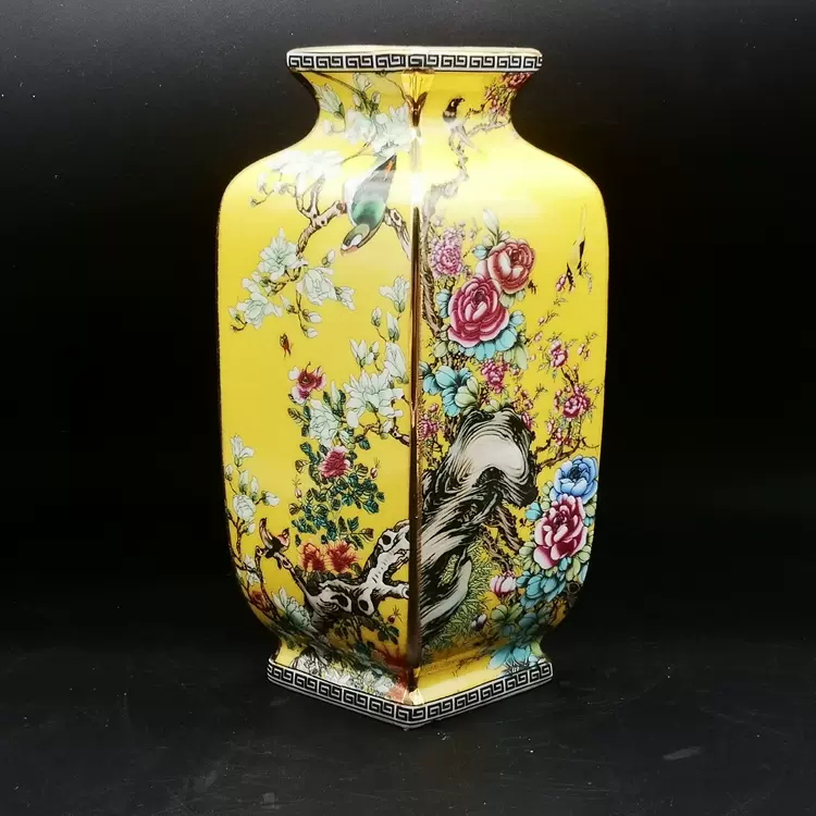 期間限定で12月31日まで！ 清乾隆琺琅彩花鳥四方瓶 古董 古玩 大清乾隆珐琅彩花鸟4个一套碗仿古瓷器古董真品包老保真古玩收藏