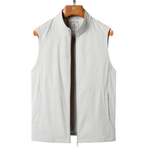 
2025 spring new vest middle-aged men's stand-up collar vest high-end casual vest daddy's thin simple horse clip