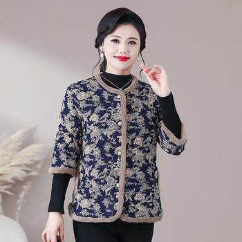 Middle-aged and elderly fashionable floral plus velvet 7-quarter sleeve cotton jacket
