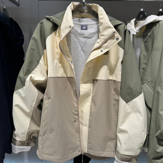 
New Balance NB 24 autumn new men's and women's windbreaker jacket casual sports jacket AMJ51310