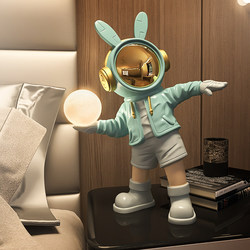 Astronaut Table Lamp, Light Luxury Night Light, Bedroom Bedside Lamp, Decorative High-End Ornament, Birthday Gift for Boys