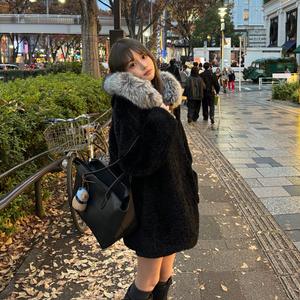 
New beige black hooded environmentally friendly fur collar imitation fur cape coat women's lamb wool hooded coat