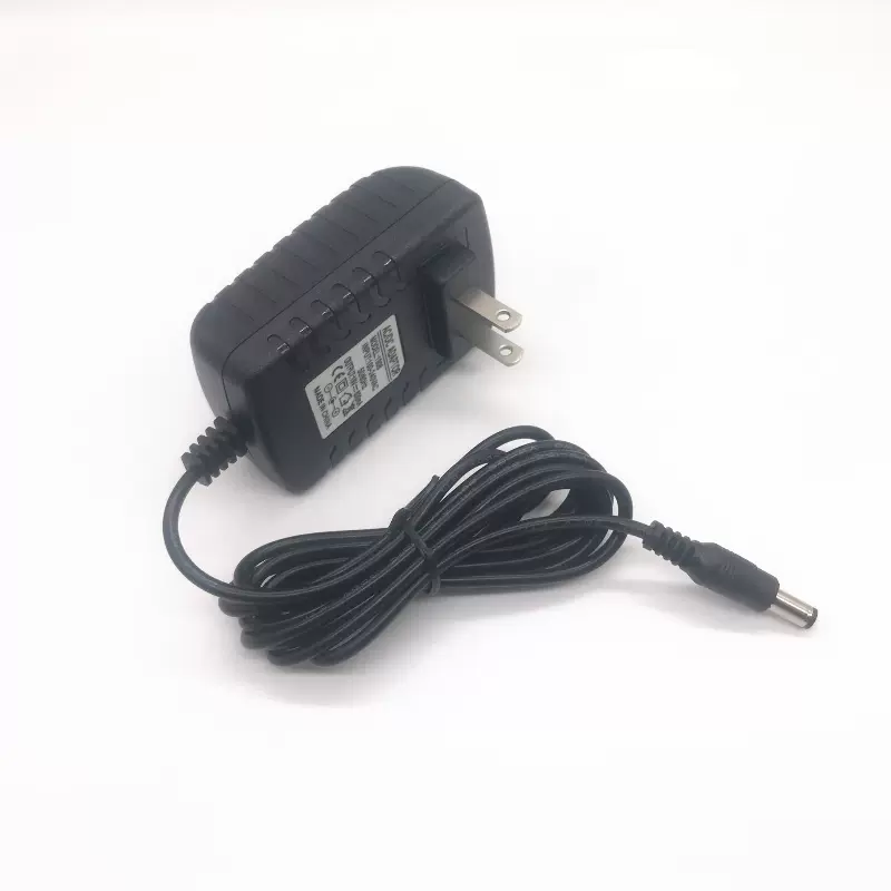 THERAGUN ホワイトマッサージャー 充電器付き 楽天市場】theragunの通販