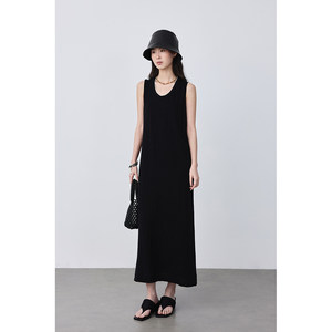 
[Linen, cotton and woolen long skirt] CAREMIND black U-neck sleeveless dress, slim fit straight skirt