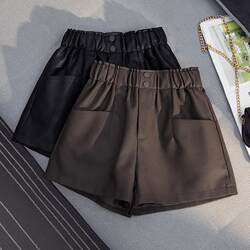 Pu Leather Shorts for Women, New Autumn and Winter Style, Elastic Waist, Plus Size, Stylish, Slimming, Versatile, Wide-Leg, Suitable for Wearing with Boots
