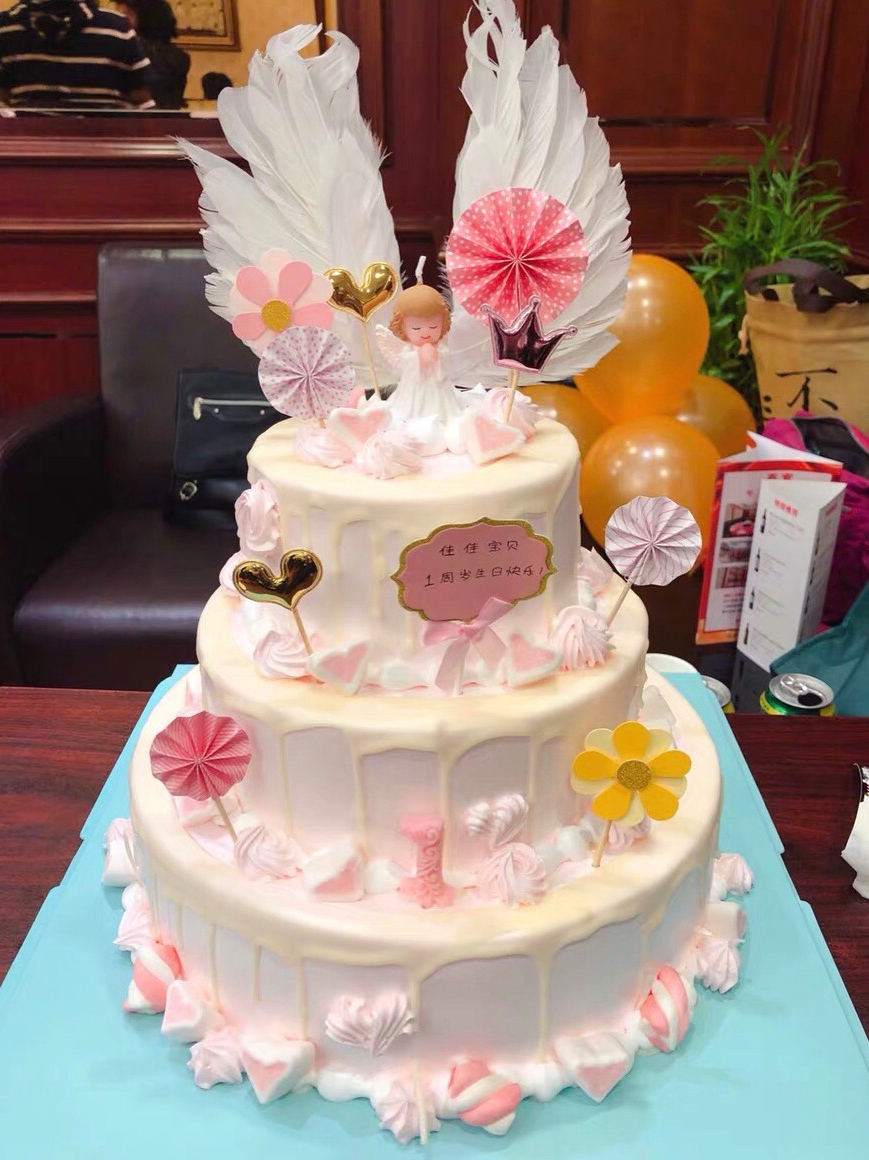 吉屋 上海同城配送三层生日蛋糕