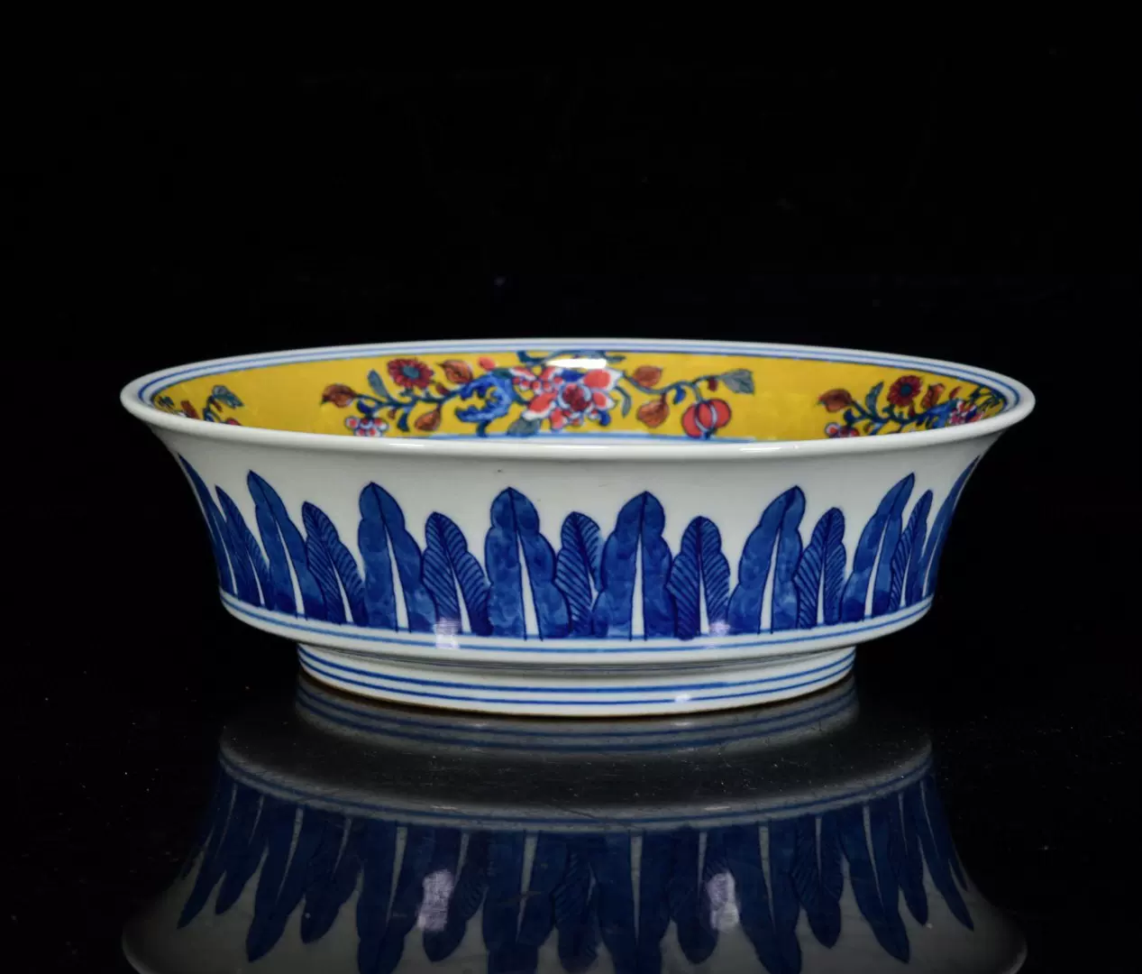 珍品旧蔵* 宋汝窯包口銘文刻人物紋水仙盆 陶磁器 珍品旧蔵* 宋汝窯包口銘文刻人物紋水仙盆 陶磁器