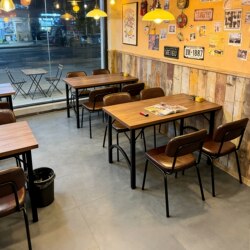 American-Style Retro Commercial Dining Table and Chairs, Barbecue Restaurant Rectangular Dining Table, 2026 Hot-Selling Dining Table and Chair Set