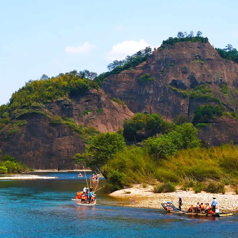 厦门北出发动车往返福建武夷山2天1晚跟团游含酒店九曲溪竹筏漂流