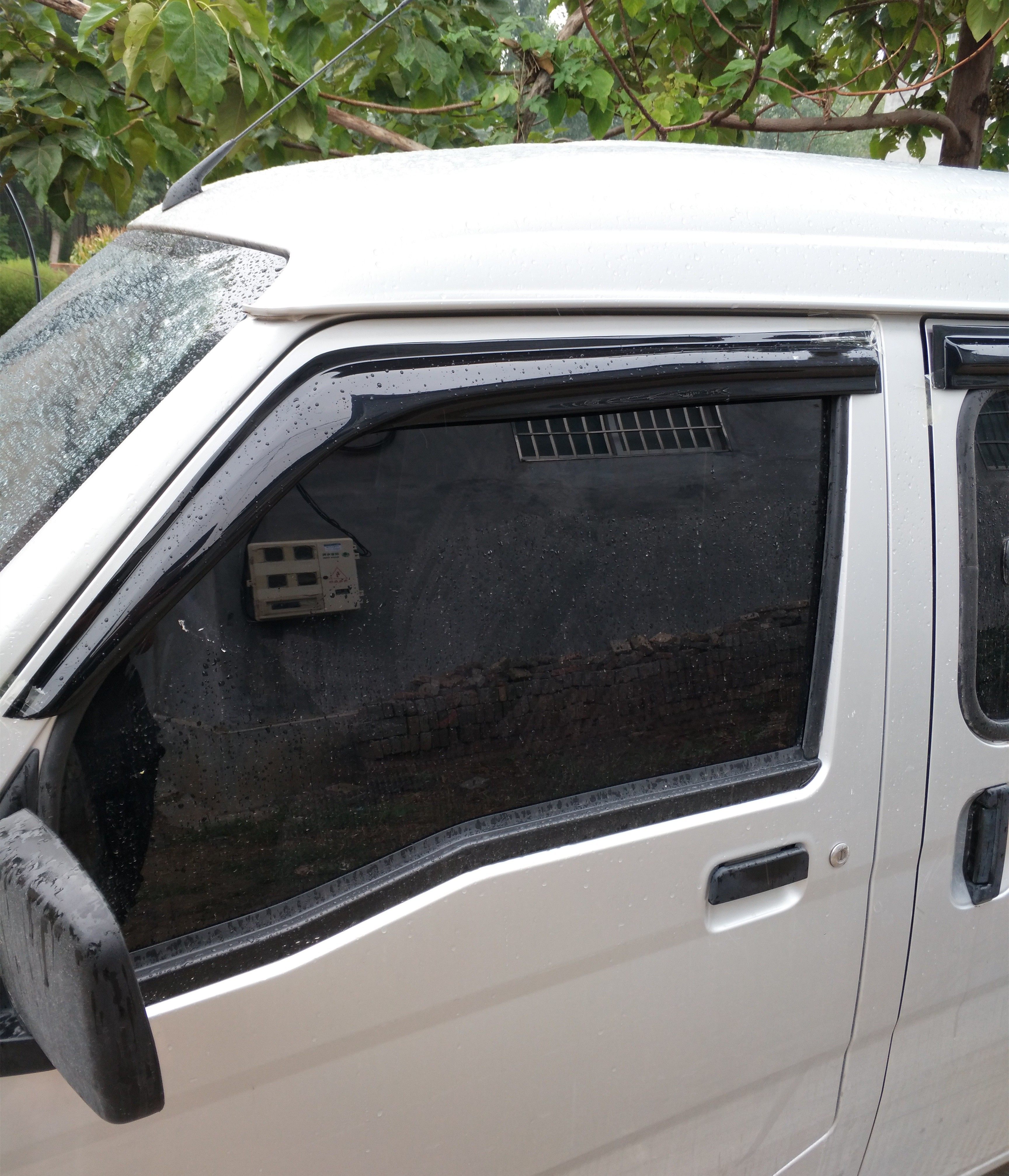 Wulingzhiguang Pickup Truck Window Rain Shield