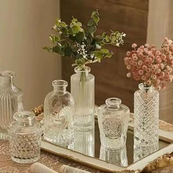 Nordic Vintage Mini Vase ins Style Small Glass High-End Aesthetic Ornament Light Luxury Simple Vase Factory