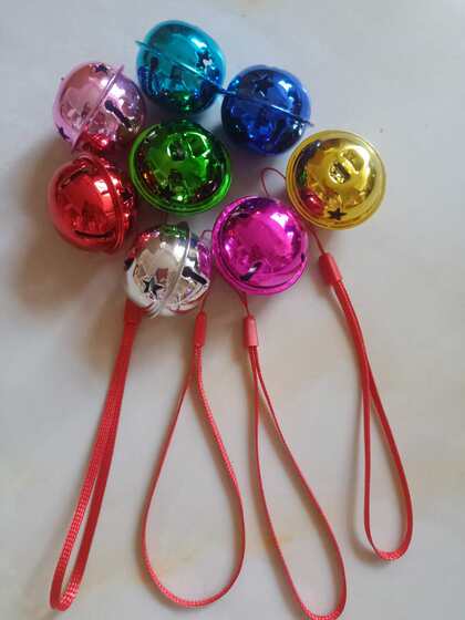 
4cm metal monochromatic painted large bell with rope, bag pet dog and cat pendant that can ring and push small gifts