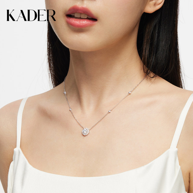 Catiro Starry Necklace for Girls S925 Silver Light Luxury Niche Design Simple Clavicle Chain Birthday Gift for Girlfriend