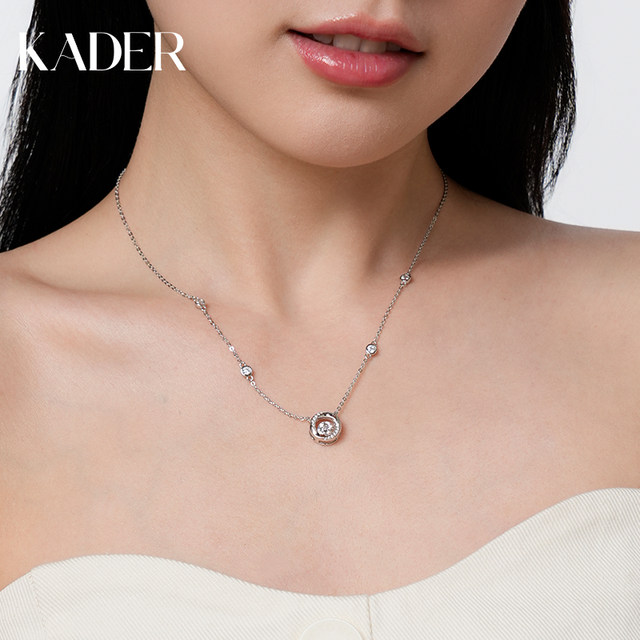 Catiro Brilliant Heart Necklace for Women 925 Silver Light Luxury Niche Design Sense Collarbone Chain Birthday Gift for Girlfriend