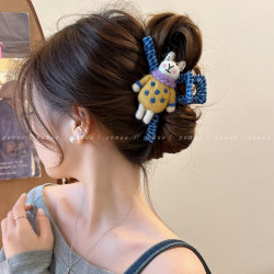 Unique Designer Cute Felt Hair Claw Clip for the Back of the Head, Women's 2026 New Style, High-End Shark Clip for Thick Hair