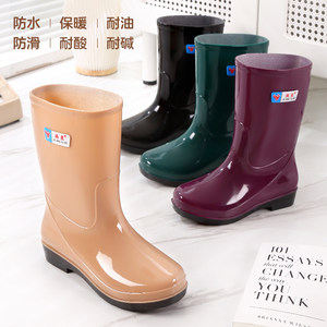 
Thick bottom rain boots for women's mid-tube non-slip wear-resistant water boots fashionable waterproof casual rain boots long tube rubber shoes warm water shoes
