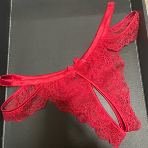 
Flirtatious underwear sexy low waist lace temptation red thong open crotch slimming women's T pants underwear