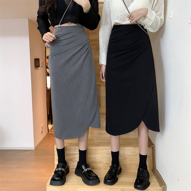 Large size irregular fold split skirt mid -length high -waisted commute bag hip skirt A -line long skirt fat mm summer

