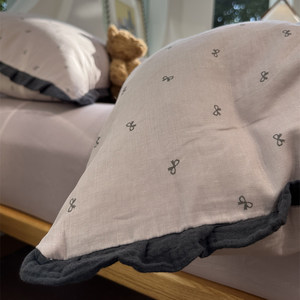 
Category A maternal and infant level literary girl heart wrinkled yarn lace purple bow pure cotton four-piece set 1.5m1.8 pure cotton