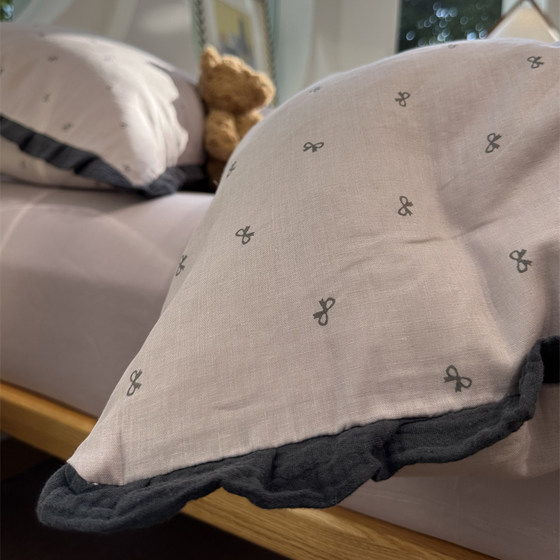 
Category A maternal and infant level literary girl heart wrinkled yarn lace purple bow pure cotton four-piece set 1.5m1.8 pure cotton