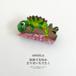 2024 New Dinosaur Hair Clip, Cute Cartoon Hair Accessory, Fun and Creative Shark Clip for Updo, Niche Hairpin