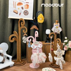 Maodour ® Magic Bean Hanger | Retro Solid Wood Pet Cat and Dog Clothing Storage and Decoration Portable Display Hanger
