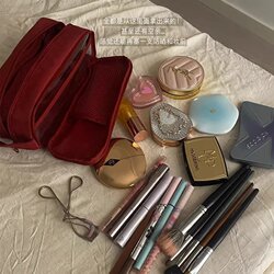 Ins-Style Makeup Bag with Large Capacity, 2026 New Model, Portable Partitioned Storage Bag, More Useful Than 99% of Makeup Bags!