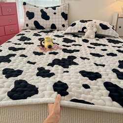 Rabbit Fur Mattress Soft Pad for Home Use, Fleece Bed Mattress Pad, Winter Milk Velvet Mattress for Dormitory Students, Single Bed Pad