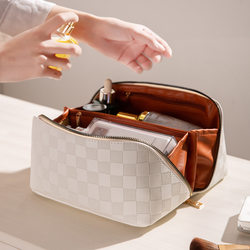 Cosmetic Bag for Women, Large Capacity Portable Travel Toiletry Bag, 2025 New Model, Trendy High-End Skincare Storage Bag