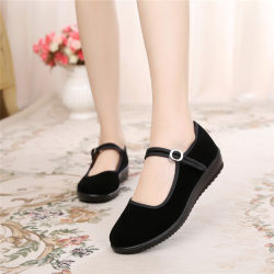 New Style Old Beijing Cloth Shoes for Women, Flat-Soled Work Shoes for Hotel, Black Non-Slip Square Dance Shoes, Mother's Shoes with Soft Soles