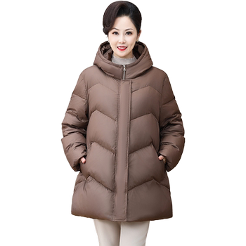 Mom looks thin with fat and larger size down jacket
