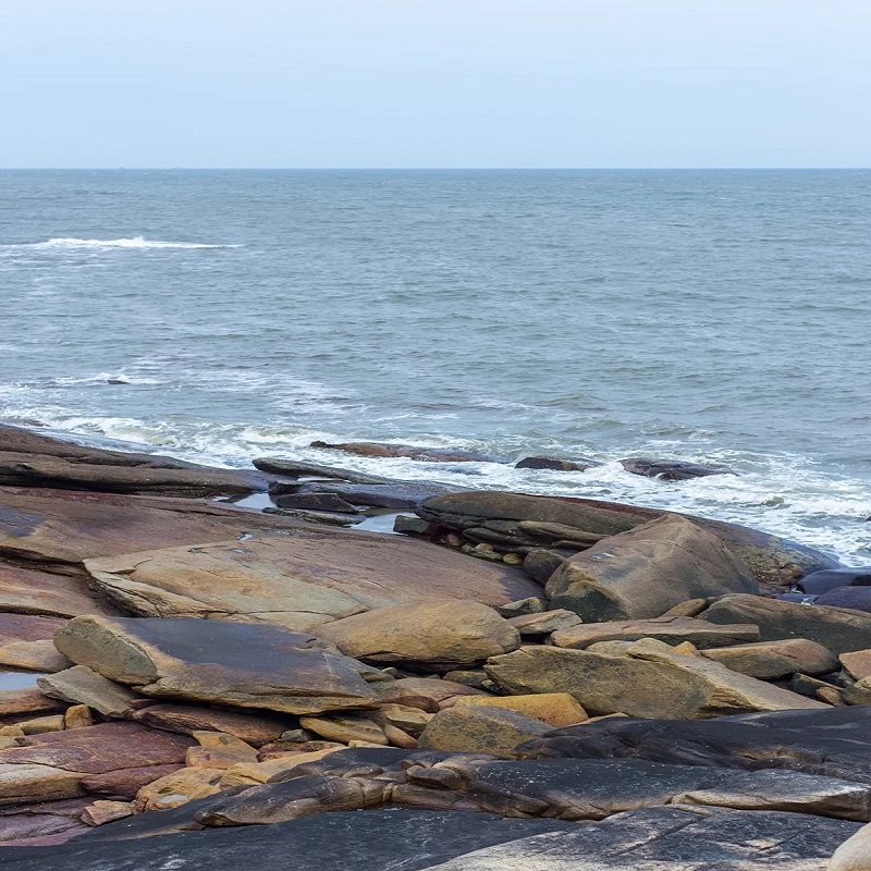 泉州石狮黄金海岸洛伽寺 永宁古城 晋江五店市安平桥草庵一日游
